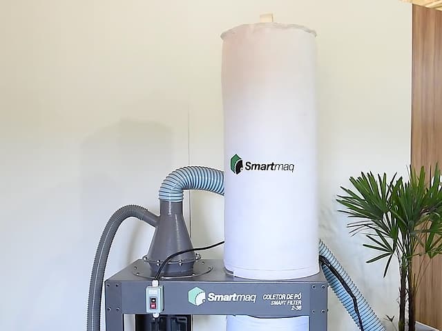 Coletor de pó Smartmaq no showroom